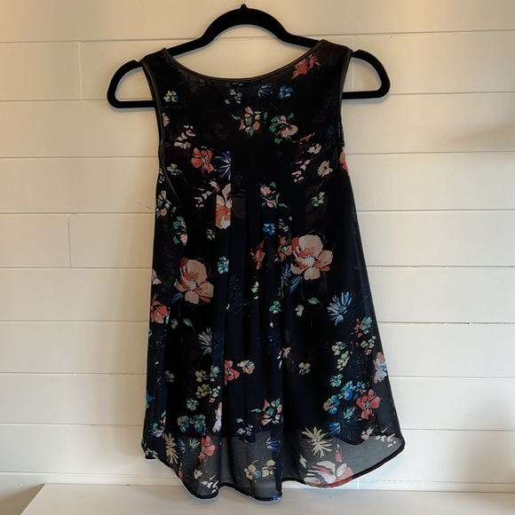 Dex Floral tank top - Picture 6 of 7